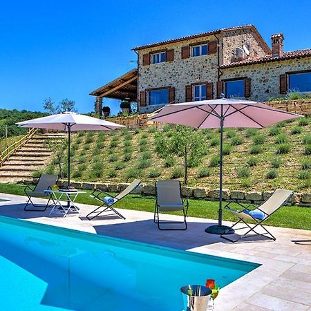 Casale Dei Gelsomini 8, Emma Villas Тоди Экстерьер фото