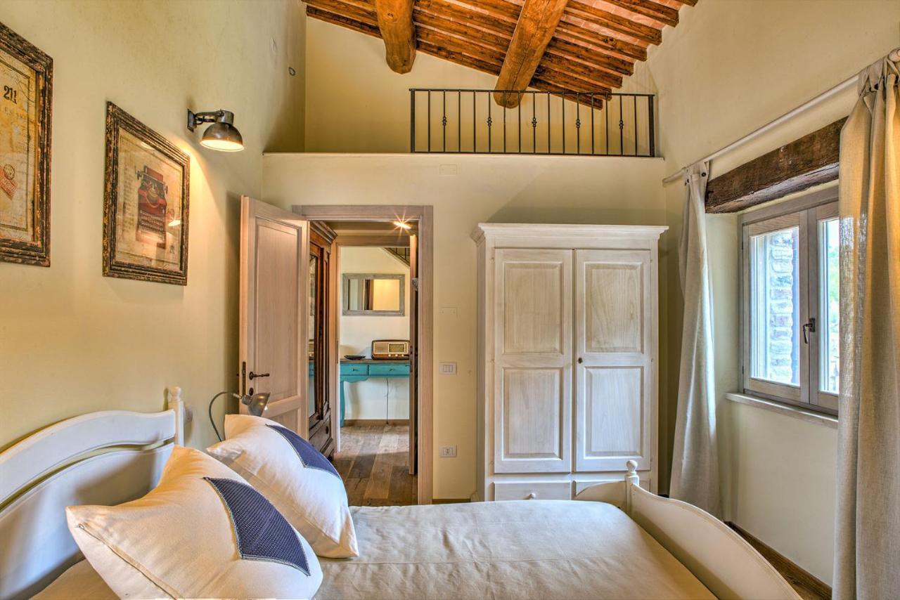 Casale Dei Gelsomini 8, Emma Villas Тоди Экстерьер фото